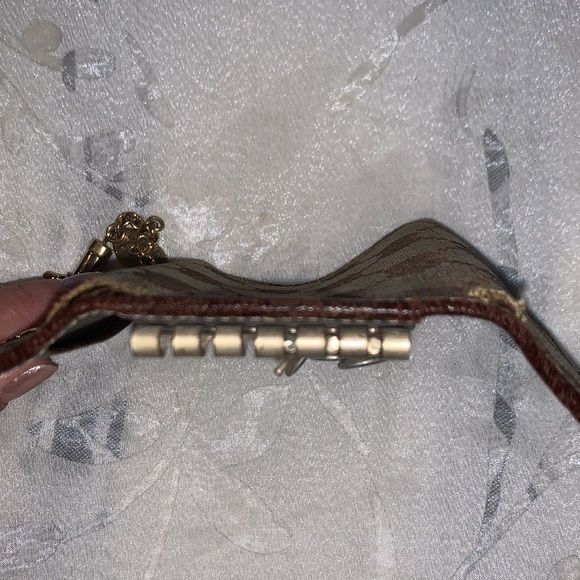 GUCCI KEY HOLDER CASE - Picture 10 of 15